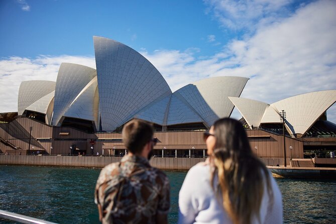 Sydney Harbour Sightseeing Cruise Morning or Afternoon Departure - Harbour Bridge and Royal Botanic Gardens: the stories behind the icons