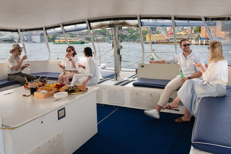 Sydney Harbour: Sunset Catamaran Cruise - FAQ