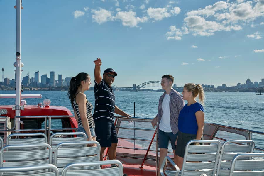 Sydney: Hop-on Hop-off Harbour Cruise with Commentary - Watsons Bay: seafood energy, plus South Head walking options