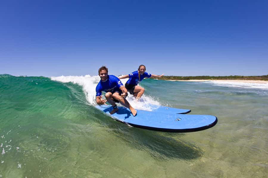 Sydney: Maroubra Surf Lesson - Gear Check: Wetsuits, Rash Vests, Boards, and Comfort