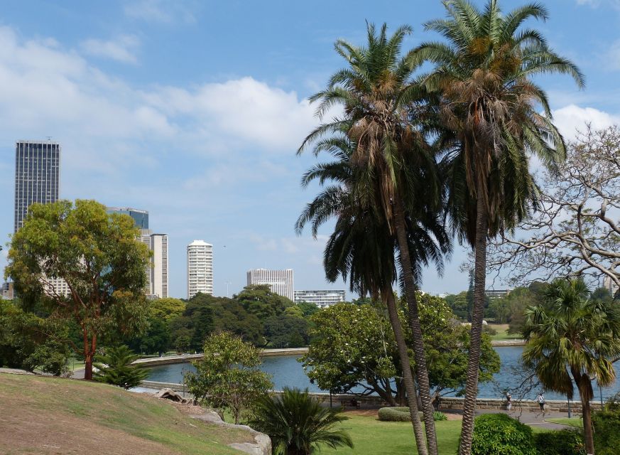 Sydney Private & Custom Walking Experience with a Local - How the Questionnaire Shapes Your Host Assignment