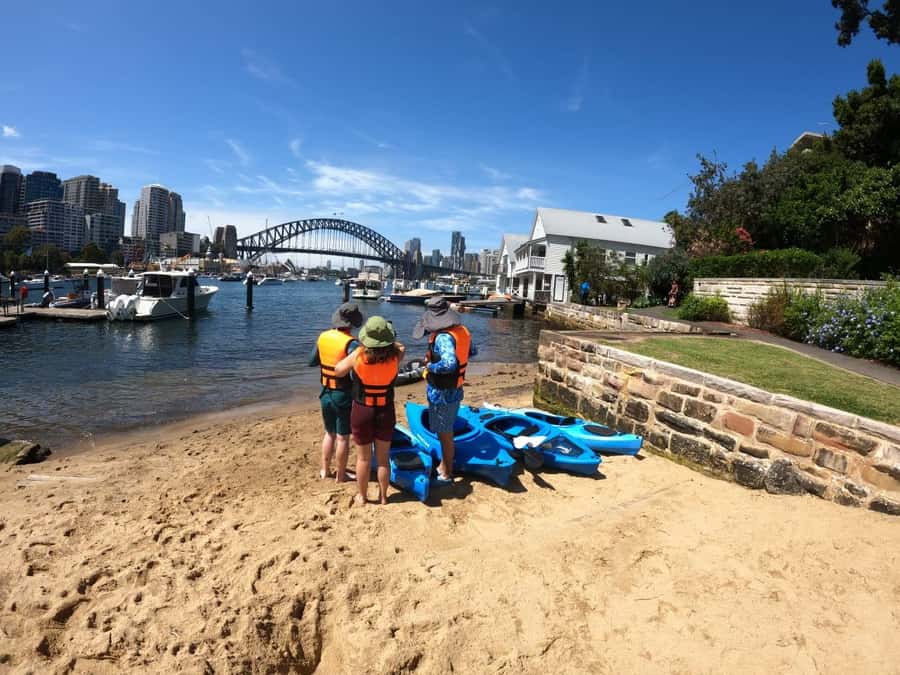 Sydney: Sunset Kayak - Opera & Harbour Bridge Tour (5p. max) - Harbour Bridge photo stop: the moment you feel the scale