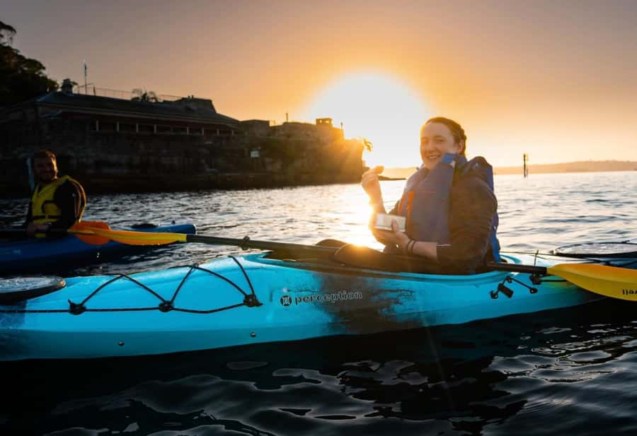 Sydney: Sunset Kayak Tour with Opera House Views - The McMahons Point sunset stop: why this pause hits