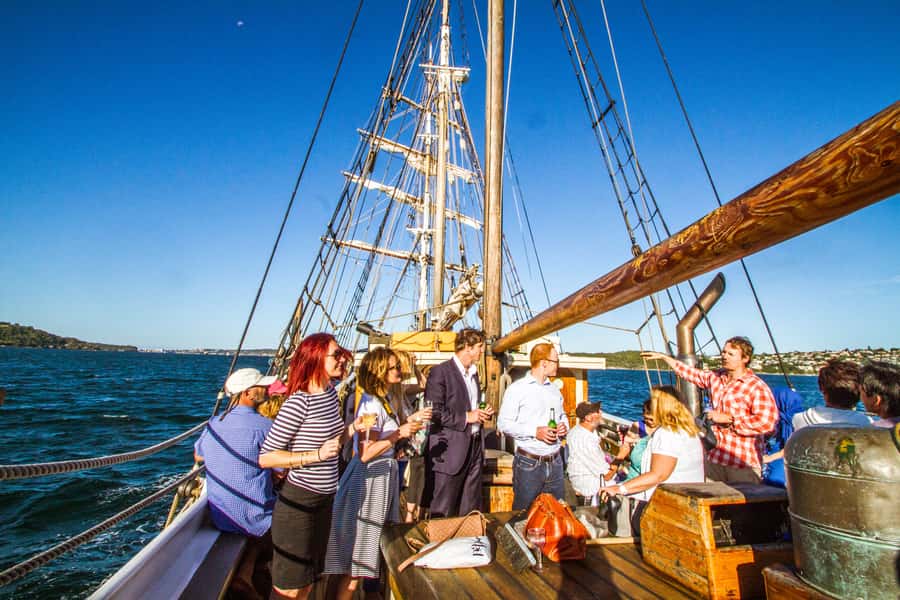 Sydney: Tall Ship Harbour Twilight Dinner Cruise - Dinner on board: what the menu tells you about the experience