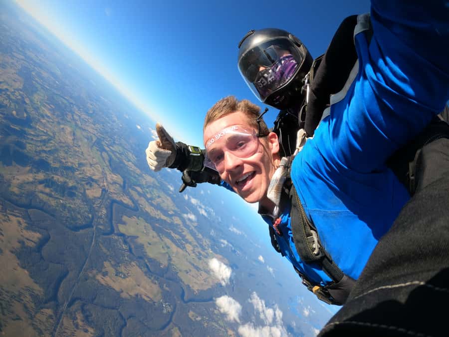 Sydney: Tandem Skydive with Optional Transfers - Key things to know before you book