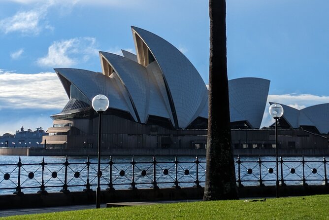 Sydney, The Rocks, Watsons Bay, Bondi Beach FULL DAY PRIVATE TOUR - Sydney Opera House and Harbour Bridge: big icons with real photo time