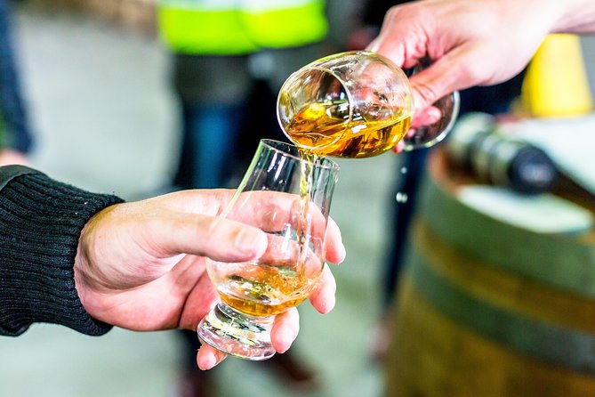 Tasmanian Premium Wine Tour with Tasmanian Cheese Platter - Who Should Book This Wine and Cheese Tour (And Who Might Skip It)