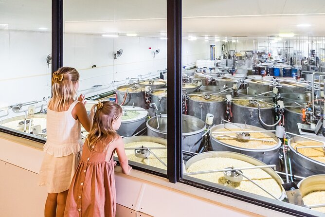 The Ginger Factory Play, Taste & Discover Bundle Experience - Overboard Boat Ride: gingerbread man fun on an indoor boat