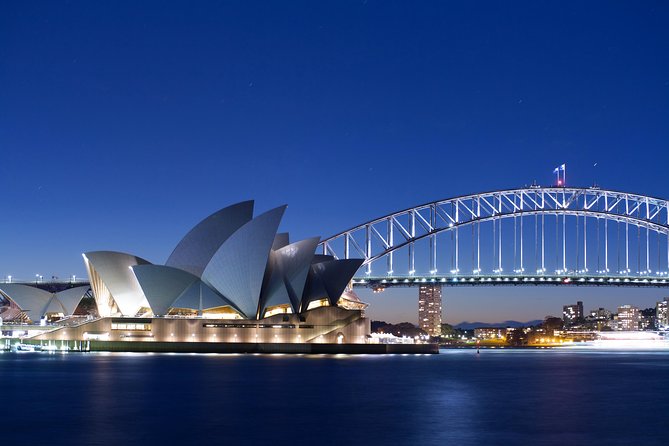 The Rocks Ghost Tours with Guide in Sydney - Your guide matters: story energy, respect, and a bit of showmanship