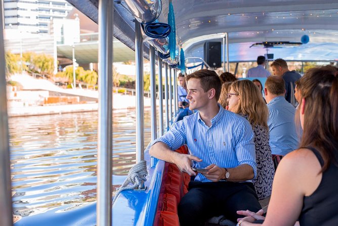 Torrens River Cruise in Adelaide - Live skipper commentary: the real value of this ride