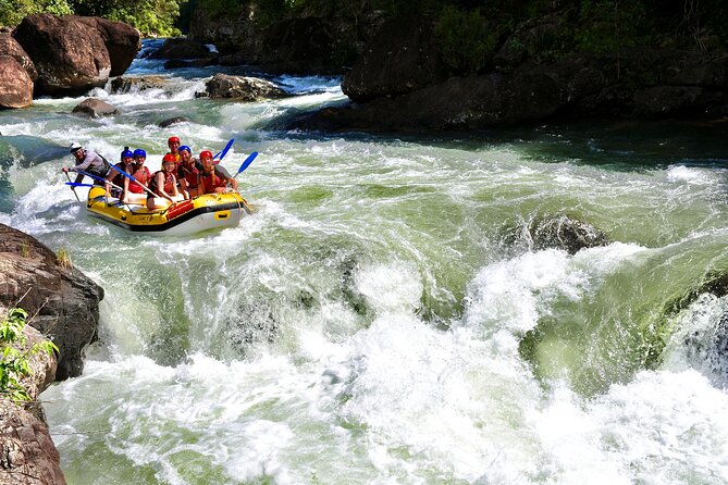 Tully River Full-Day White Water Rafting - Tully Gorge: why this river feels bigger than a normal day trip
