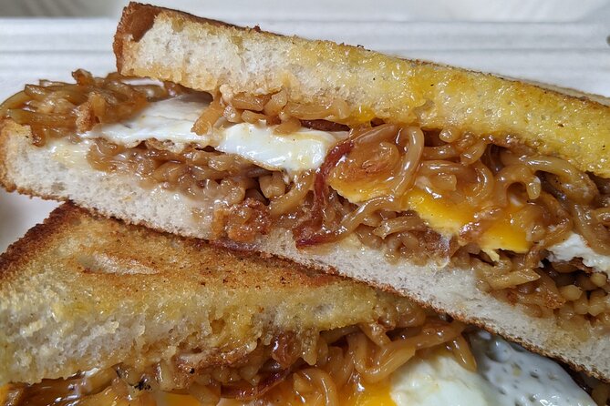 Ultimate Aussie Food Tour (Semi Private Tour - Max 6 Guests) - The guide makes or breaks it, and this one aims for connection