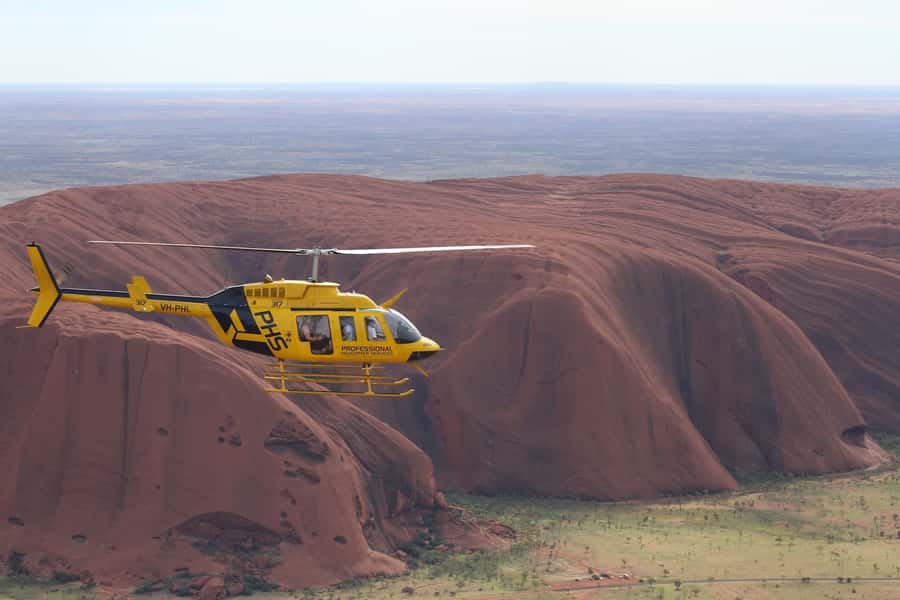 Uluru 15-Minute Helicopter Experience - From Yulara Hotel Pickup to Ayers Rock Airport