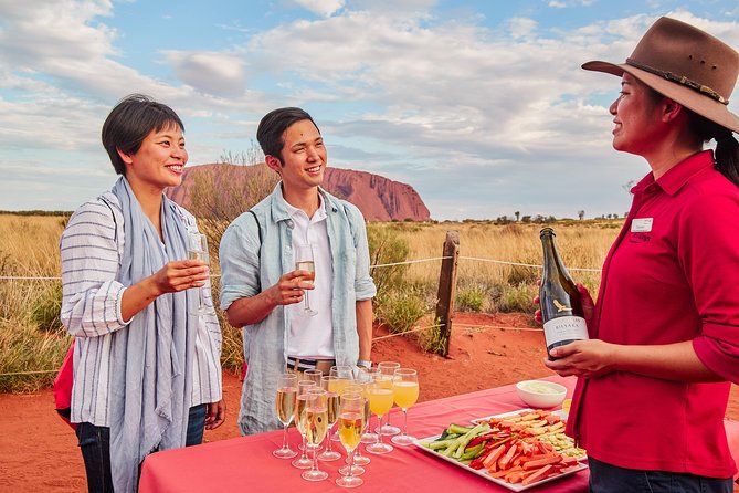 Uluru (Ayers Rock) Sunset Tour - Coach Comfort, Group Size, and How Crowds Can Affect Your Viewing