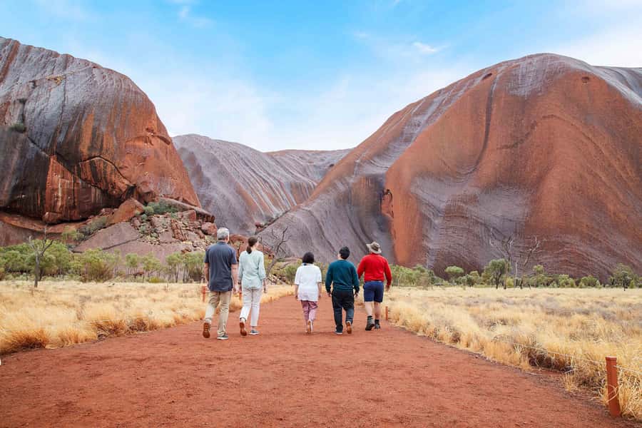 Uluru: Guided Walking Tour at Sunrise with Light Breakfast - Kuniya Piti and the Mala Walk: hare-wallaby country on foot
