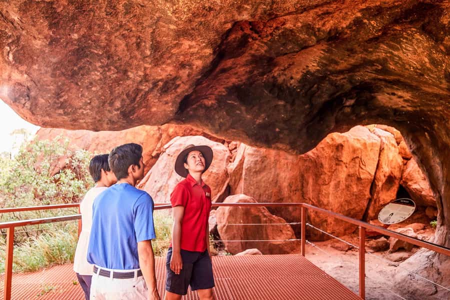 Uluru: Guided Walking Tour at Sunrise with Light Breakfast - Kantju Gorge and the Lungkata Walk: desert stories that change what you see