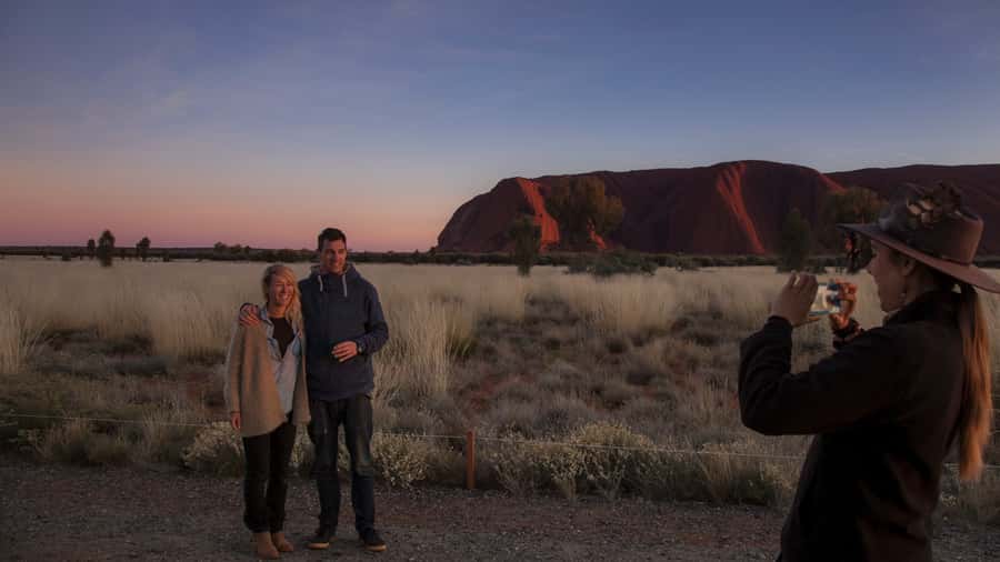 Uluru Highlights Small Group Morning Tour + Picnic Breakfast - The sunrise stop and picnic breakfast you should expect