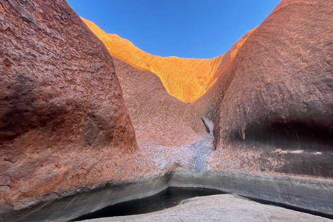 Uluru Private Tour Aboriginal guided option - A private Uluru-Kata Tjuta tour that feels human