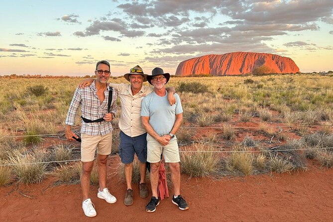 Uluru Private Tour Aboriginal guided option - Driving around Uluru: the highlights without the guesswork