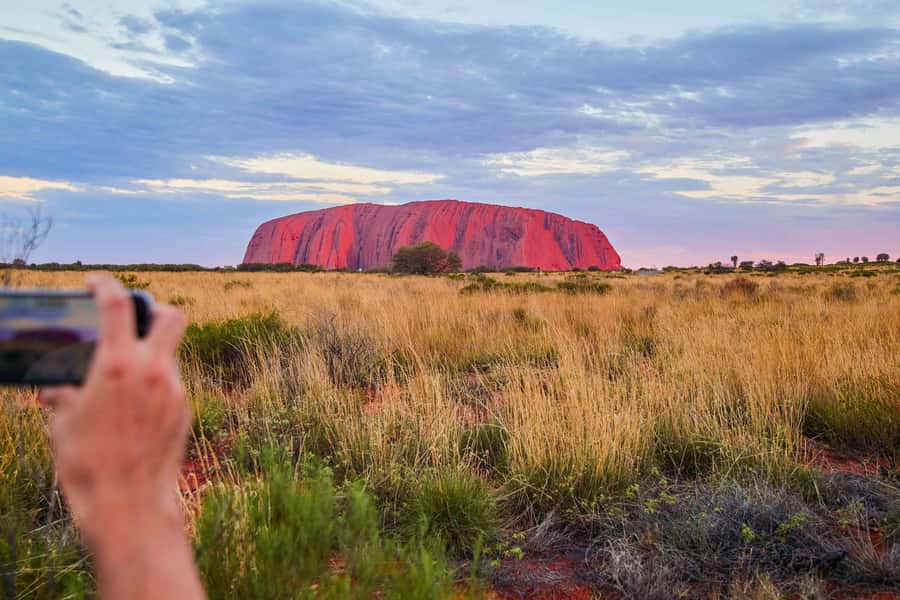 Uluru: Sacred Sites & Sunset Tour with Wine & Cheeseboard - What to Bring, What to Wear, and How to Stay Comfortable