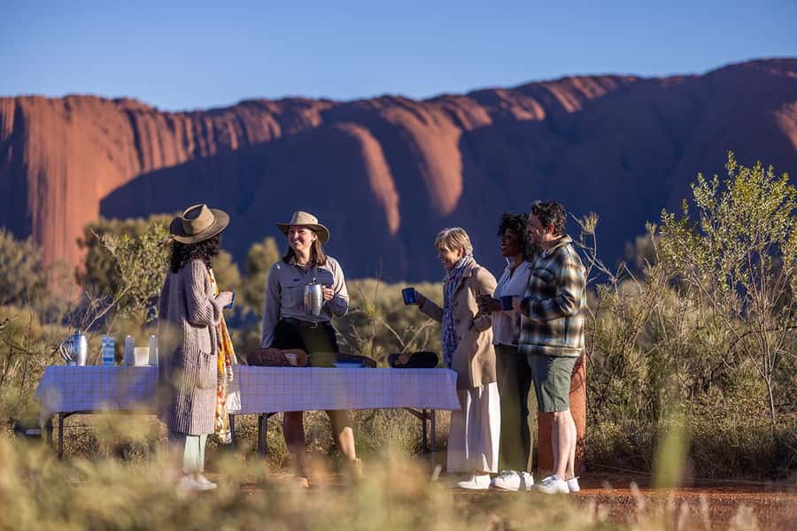 Uluru: Small Group Sunset Tour with Sparkling Wine - The Sparkling Wine and Light Refreshments Part, Done Right