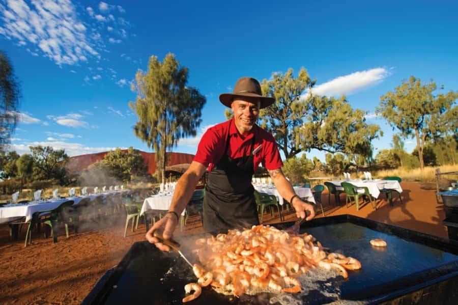 Uluru: Sunset, Sparkling Wine, Cheeseboard & Gourmet BBQ - Stargazing after dinner, with Aboriginal stories in the mix