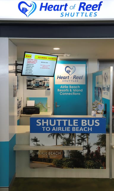 Whitsunday: Prosperpine Airport to Airlie Beach Transfer - Where you meet the shuttle at PPP (and how not to waste time)