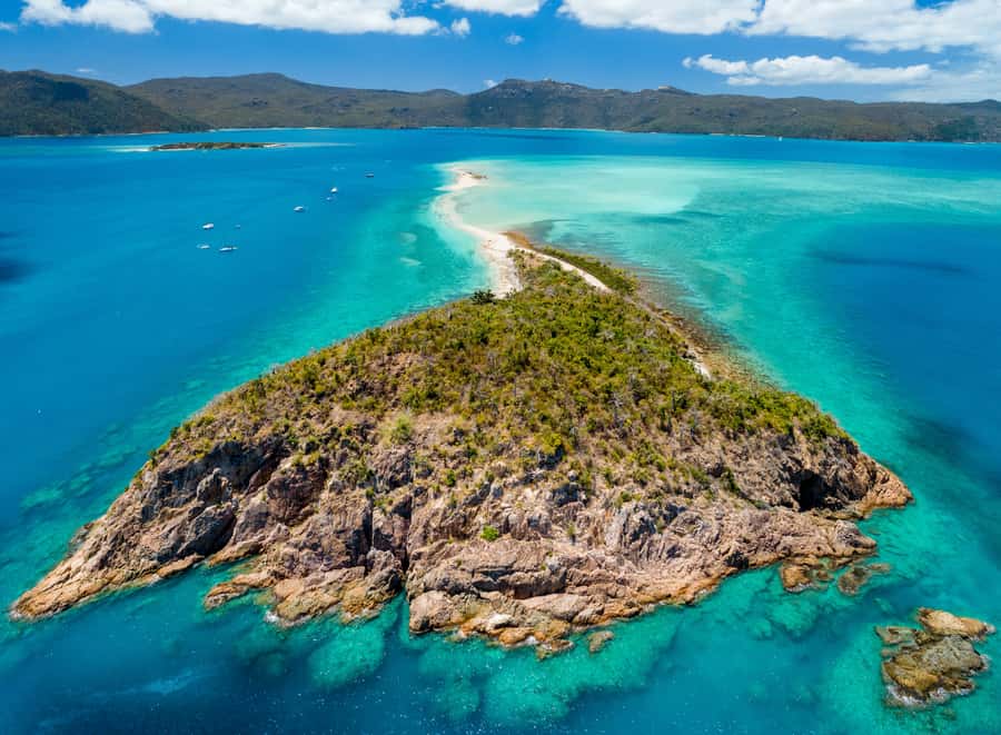 Whitsundays Sailing & Snorkelling Day Tour – All Inclusive - Langford Island lunch and white sand time: more than a quick stop