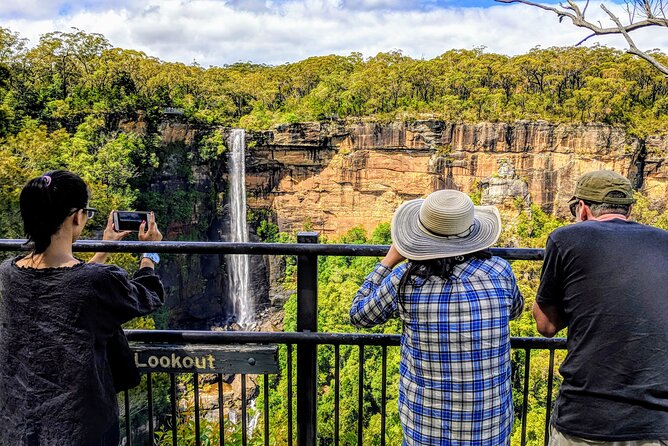 Wildlife, Waterfalls and Wine Day Tour from Sydney - Morton National Park waterfall lookout: easy hike, real payoff