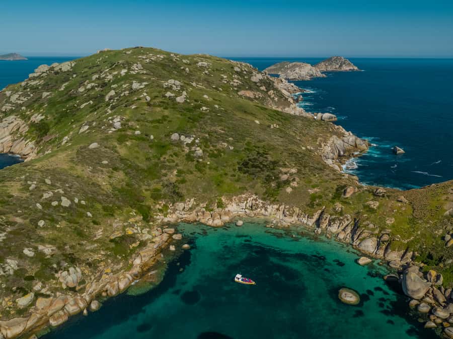 Wilsons Promontory: Afternoon Wilderness Cruise - Mount Oberon and Norman Beach, then the pull of Skull Rock