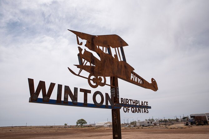Winton Discovery Day Tour - Getting There: The 6:30am Coach Run From Longreach