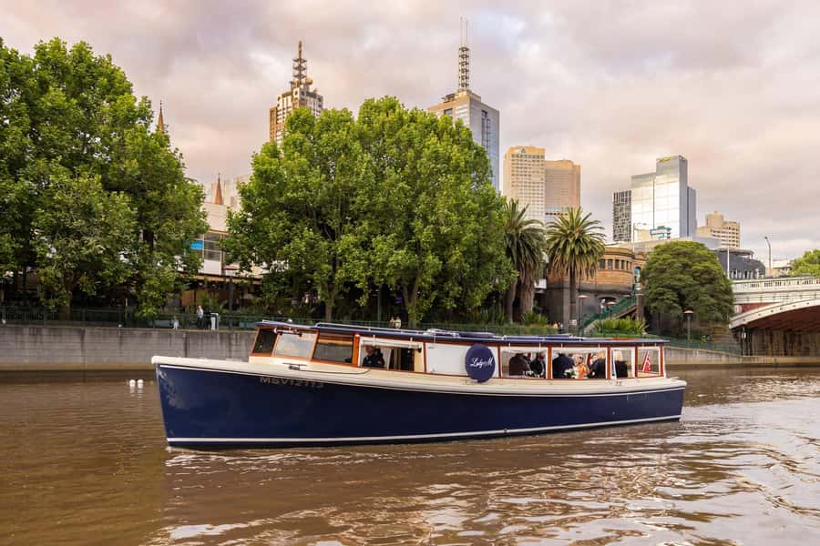 Yarra River: 1.5-Hour Scenic Sunset Public Cruise - The skyline moments you should time for photos
