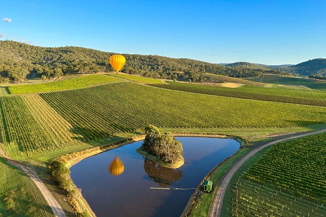 Yarra Valley Sunrise Balloon Flight with GoPro Photos - Meeting at Pullman Melbourne, then heading out in time for takeoff