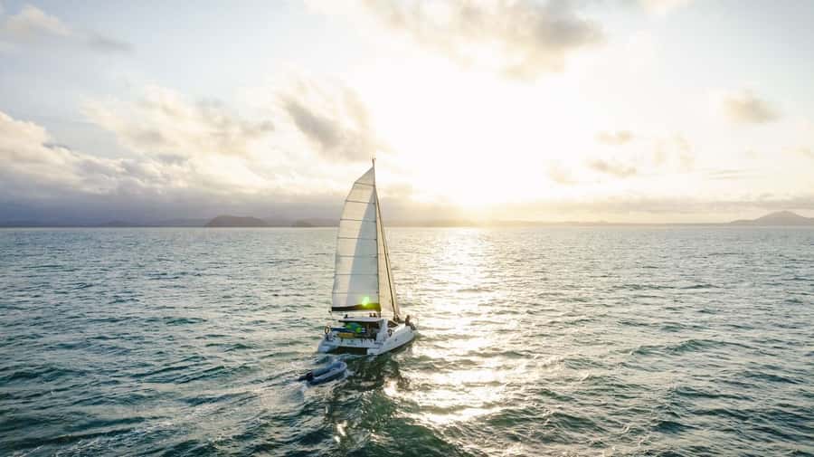 Yeppoon: Great Keppel Island Luxury Sail & Snorkel Day Tour - Quick hits